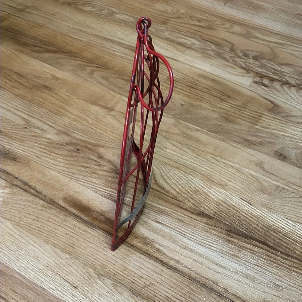 Decor - Picture 2 of 2